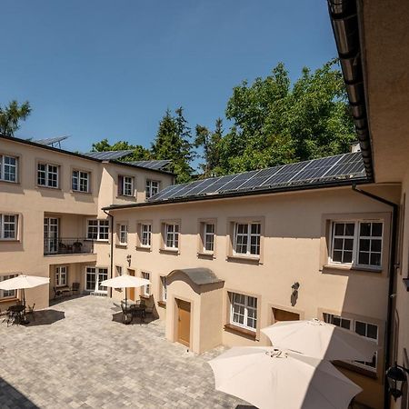 Central Platinum Apartments 7 リブニク エクステリア 写真