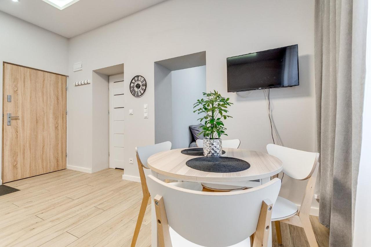 Central Platinum Apartments 7 リブニク エクステリア 写真