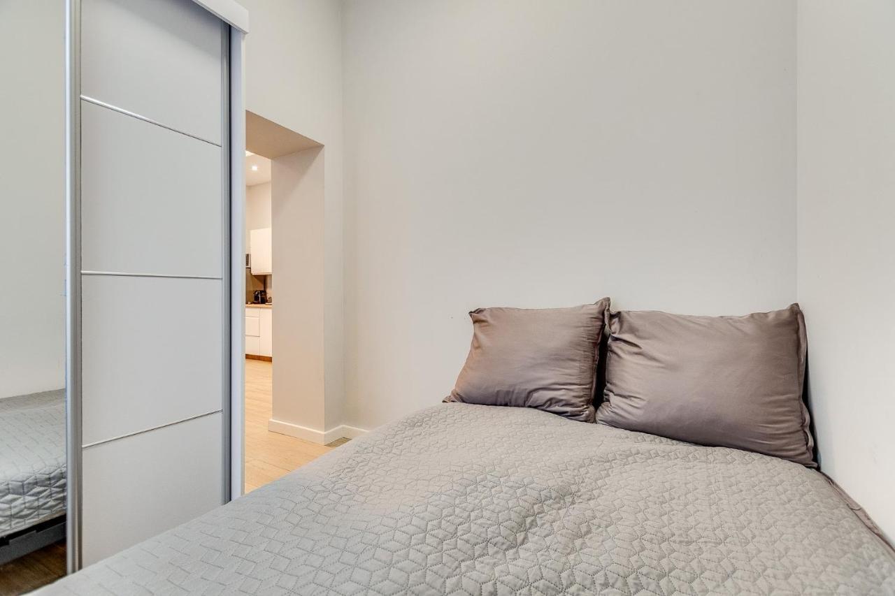 Central Platinum Apartments 7 リブニク エクステリア 写真