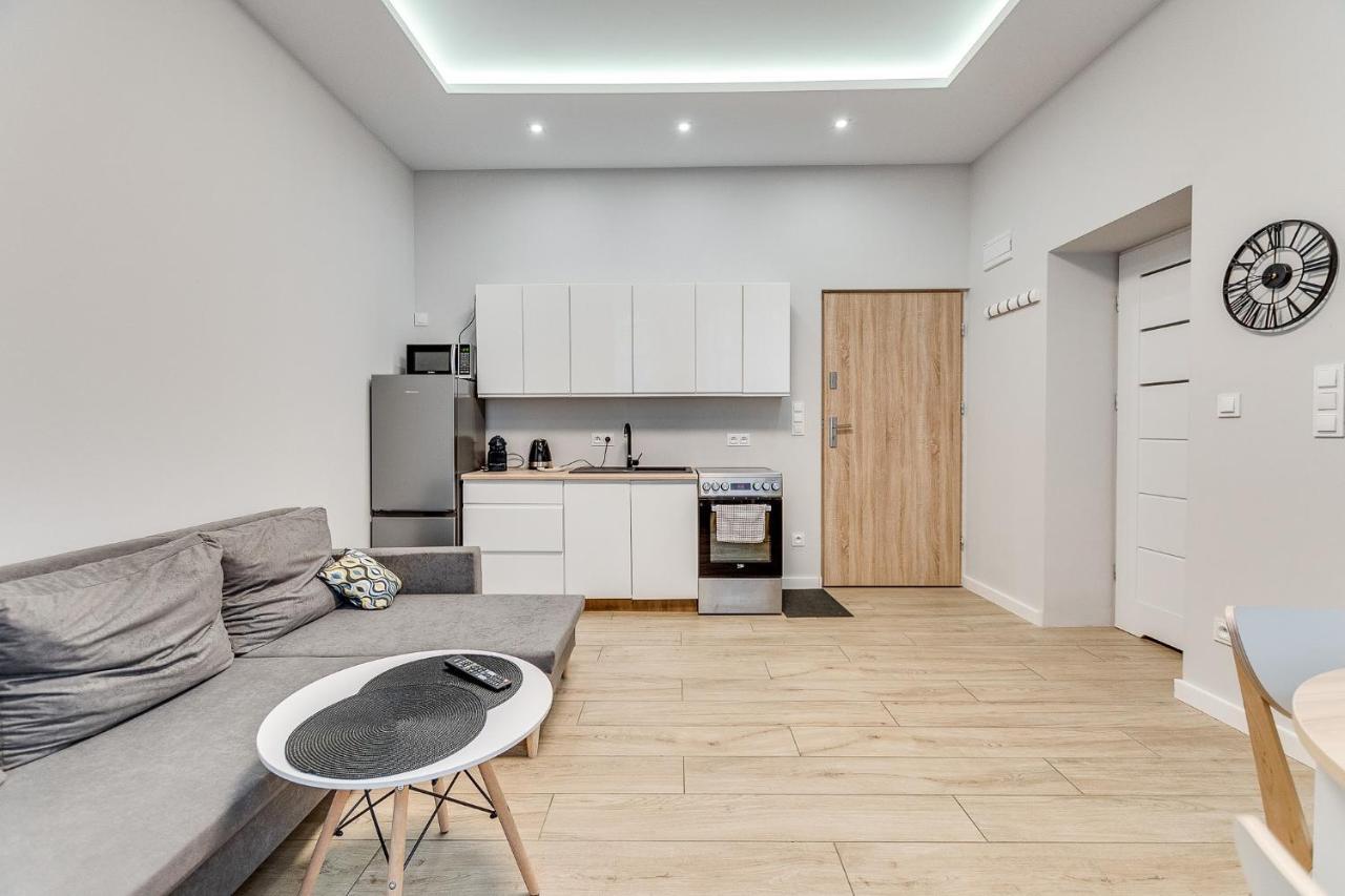 Central Platinum Apartments 7 リブニク エクステリア 写真