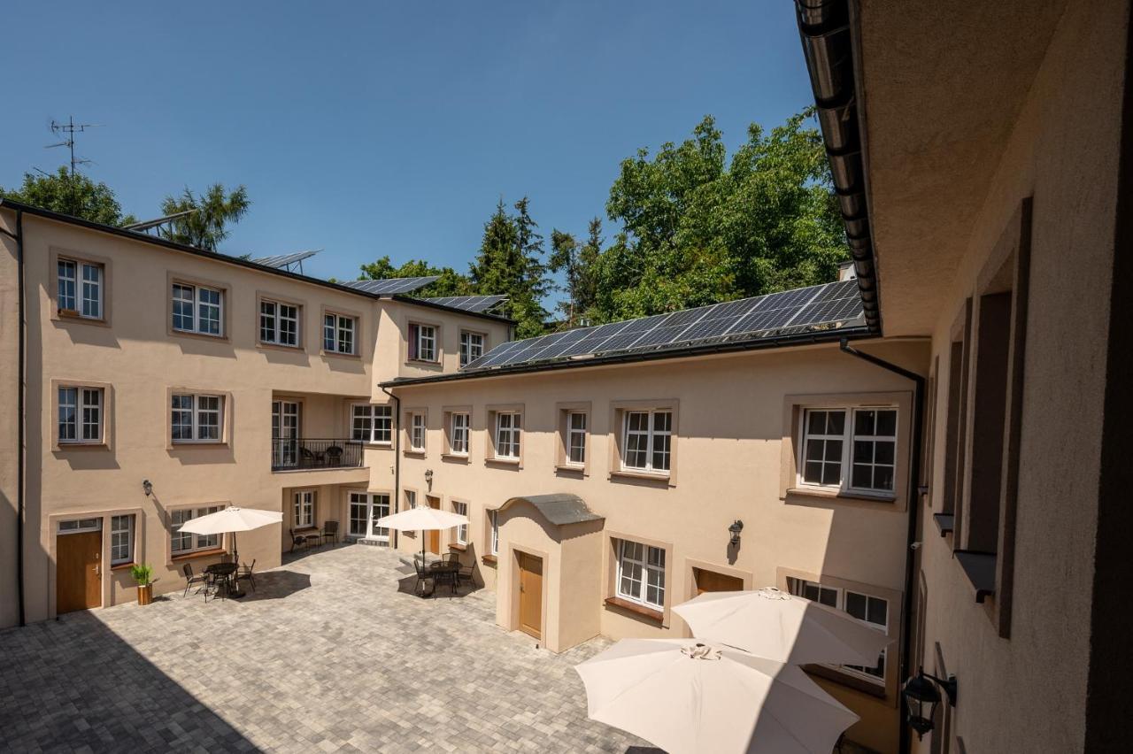 Central Platinum Apartments 7 リブニク エクステリア 写真